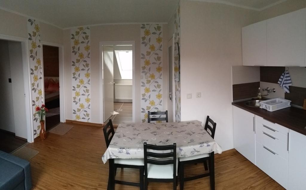 Fadora Apartman Tihany Zimmer foto