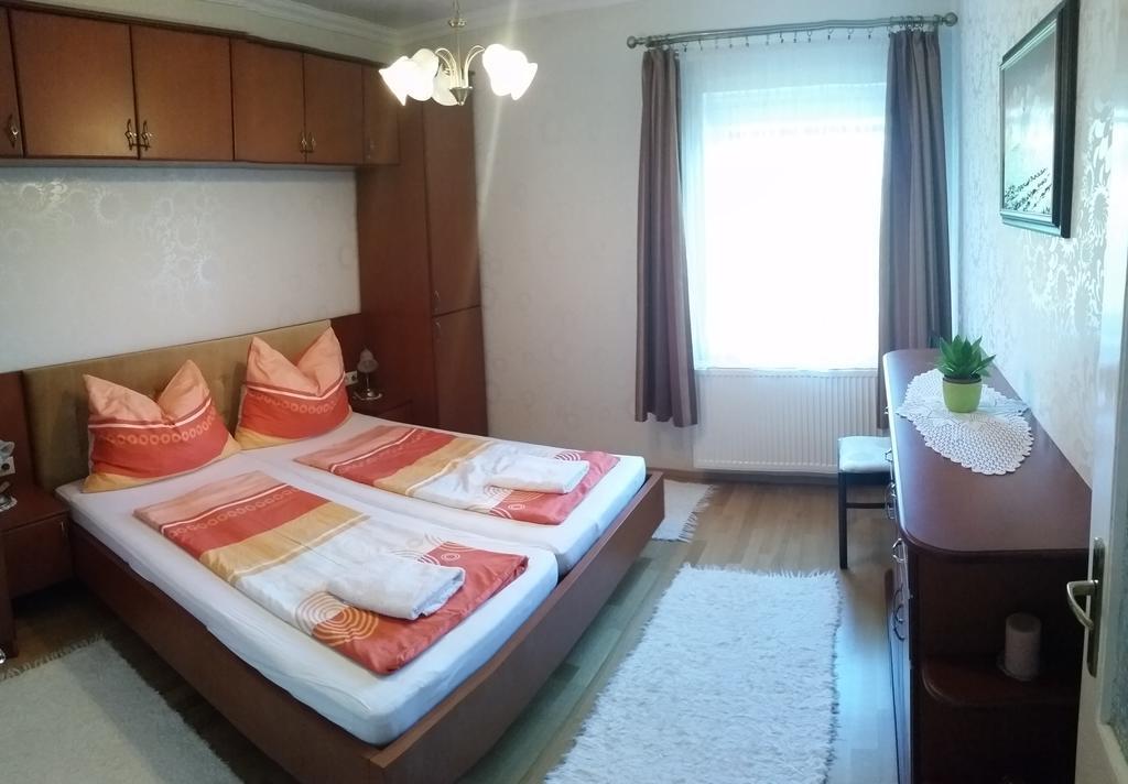 Fadora Apartman Tihany Exterior foto